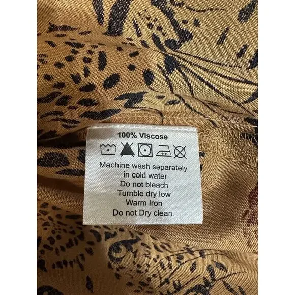 Earthbound Trading Co Short Sleeve Button Down Brown Leopard Shirt Size Large - Picture 6 of 12